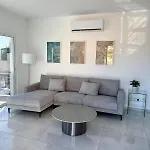 Coral Bay Hills Villa
