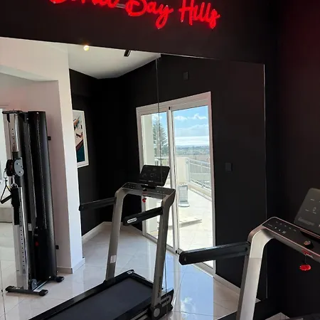 Coral Bay Hills Villa *