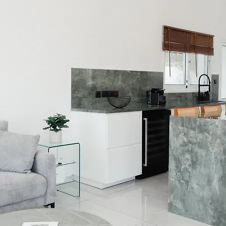 Villa Coral Bay Hills *