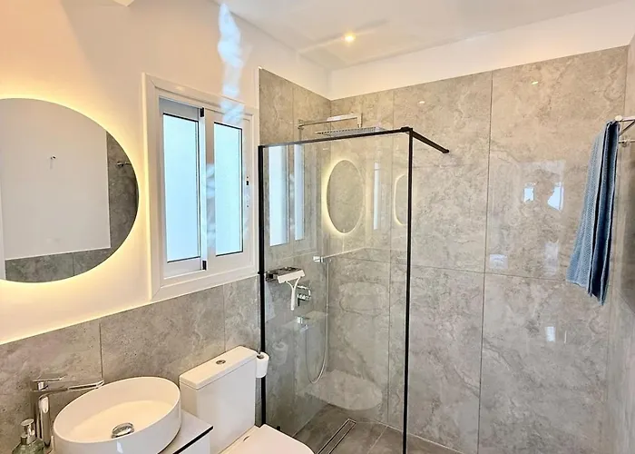 Coral Bay Hills فيلة بييا